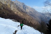 19 Alla Baita della Vecchia con vista sui contrafforti del Venturosa